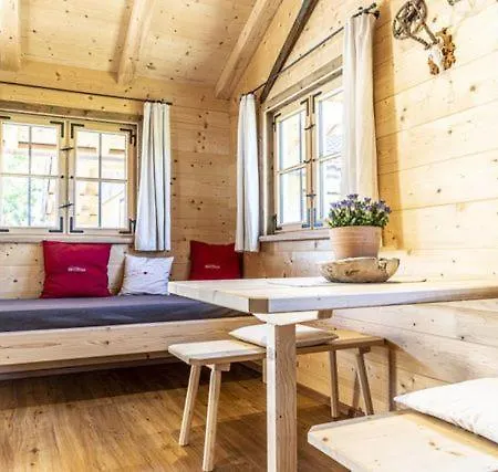 Apartment Lenggrieser Bergcamping Almchalet Familienhütte *